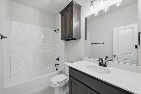 New construction Single-Family house Springtown, TX 76023 plan McKinley II - image 7