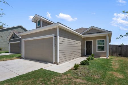 New construction Single-Family house 1104 Cattail Ln, Bastrop, TX 78602 Durbin- photo 0