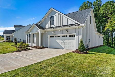 New construction Single-Family house 114 Alenda Lux Cir, Mooresville, NC 28115 plan Palazzo - image 2