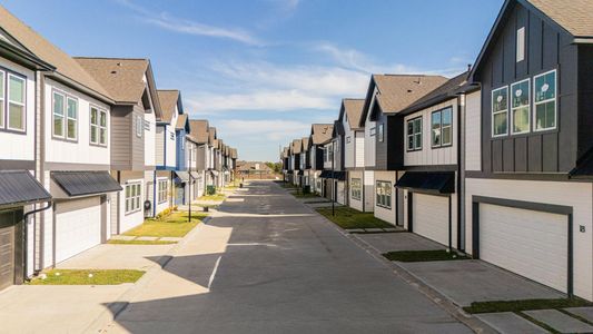 New construction Single-Family house 6702 Metro Village Blvd, Unit 10, Houston, TX 77083 - image