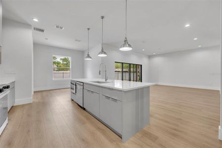 New construction Single-Family house 102 Bell Pl, Winter Park, FL 32792 - image 8