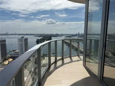 New construction Condo house 1400 Biscayne Blvd, Unit 3506, Miami, FL 33132 - image