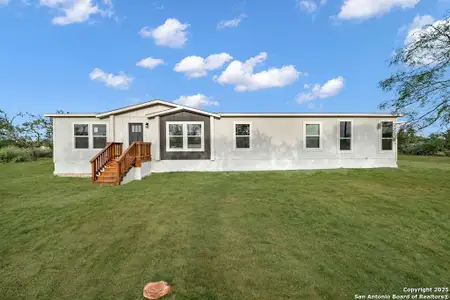 New construction Manufactured Home house 149 County Rd 2644, Moore, TX 78057 - image