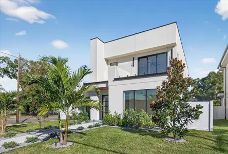 New construction Single-Family house 3702 S Lynwood Ave, Tampa, FL 33611 - image