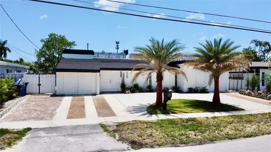 New construction Single-Family house 1720 Sw 23Rd Ave, Fort Lauderdale, FL 33312 - image