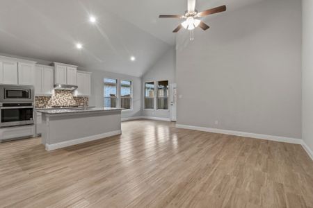 New construction Single-Family house 11544 Hartwell Ln, Fort Worth, TX 76244 null- photo 5 5