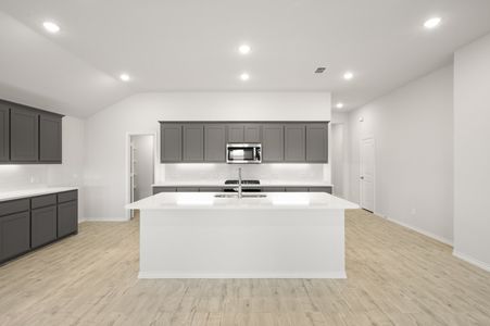 New construction Single-Family house 404 Comanche Dr, Cleburne, TX 76033 plan Lincoln - image 4