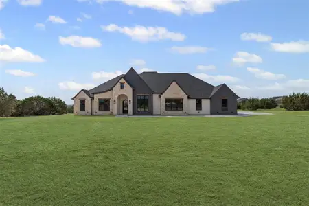 New construction Single-Family house 7103 Heathington Ct, Granbury, TX 76049 Cape May Signature Series- photo 2 2