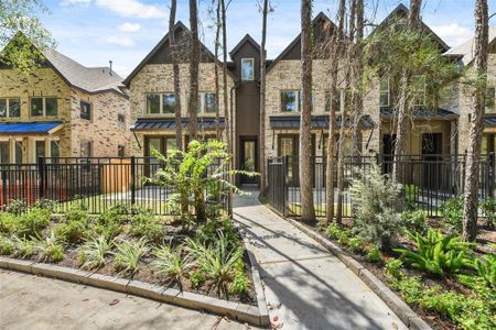 Woodforest Townhomes: Townhomes:  The Patios by Highland Homes in Montgomery - photo 7 7