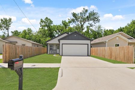 New construction Single-Family house 8018 Ethel St, Houston, TX 77028 null- photo 0