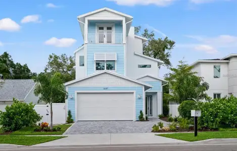 New construction Single-Family house 1647 Siesta Dr, Sarasota, FL 34239 - image