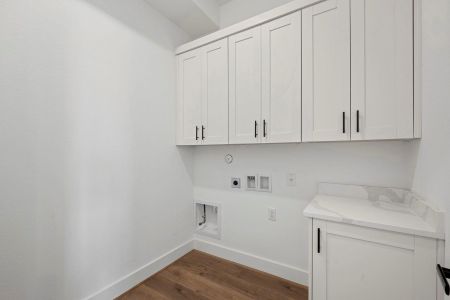 New construction Single-Family house 1805 Drover Ln, Rosenberg, TX 77471 - image 12