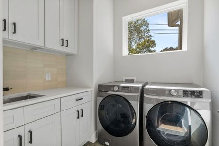 New construction Single-Family house 1505 Sylvan Glade, Austin, TX 78745 - image 19