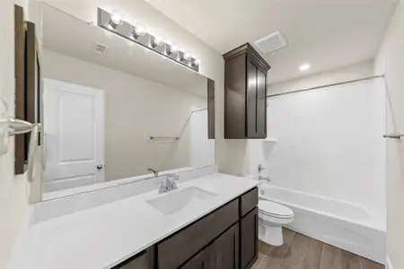 New construction Single-Family house 120 E Southbrook Dr, Glenn Heights, TX 75154 - image 8