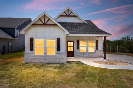 New construction Single-Family house 2400 Duro Ct, Granbury, TX 76048 - image