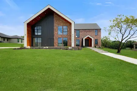 New construction Single-Family house 2222 Alyssum Dr, Cedar Hill, TX 75104 - image