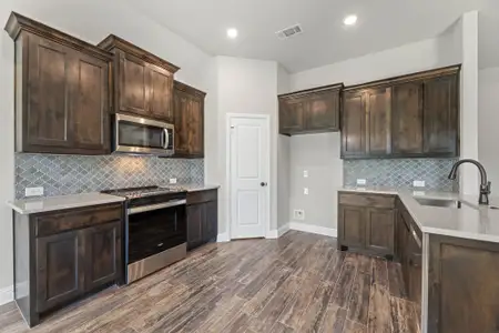New construction Single-Family house 2106 Briarwood Dr, Bridgeport, TX 76426 plan The Granger - image 6