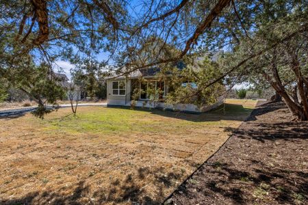 New construction Single-Family house 112 Kendall Rd, Spicewood, TX 78669 null- photo 5 5