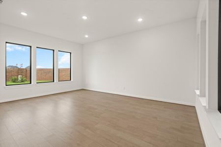New construction Single-Family house 25426 Schmidt Dr, Katy, TX 77493 plan Stonehenge - image 7