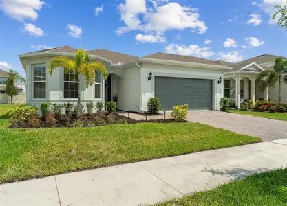 New construction Single-Family house 1009 Savannah Palms Blvd, Orlando, FL 32828 - image