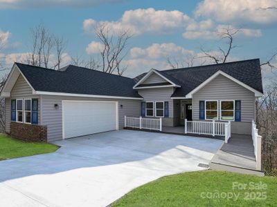 New construction Single-Family house 296 Carriage Summitt Wy, Hendersonville, NC 28791 - image