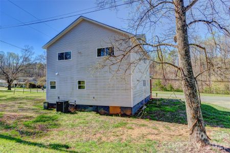 New construction Single-Family house 902 N Mountain St, Cherryville, NC 28021 - image