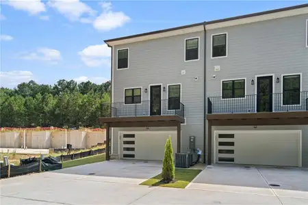 New construction Townhouse house 185 Brush Creek Ct, Stockbridge, GA 30281 - image