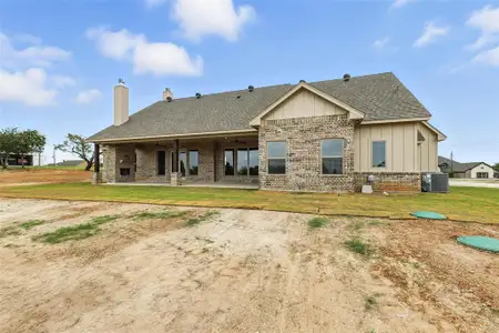 New construction Single-Family house 2028 Liberty Ct, Weatherford, TX 76088 - image