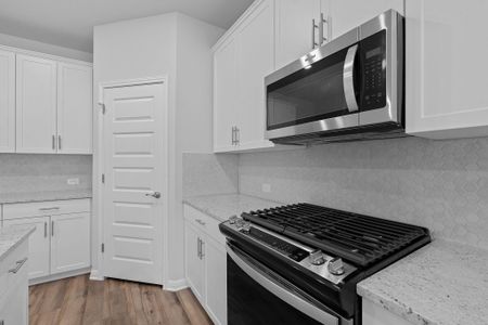 New construction Single-Family house 103 Blyths Horn, Cedar Creek, TX 78612 The Pearl (452)- photo 7 7