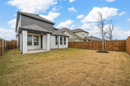 New construction Single-Family house 1720 Eagle Lndg, Van Alstyne, TX 75495 Everleigh Plan- photo 27 27