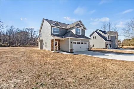 New construction Single-Family house 4660 Macedonia Church Rd, Fayetteville, NC 28312 - image