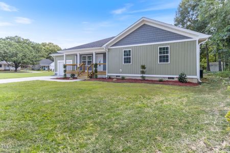 New construction Single-Family house 915 Apple St, Burlington, NC 27217 - image