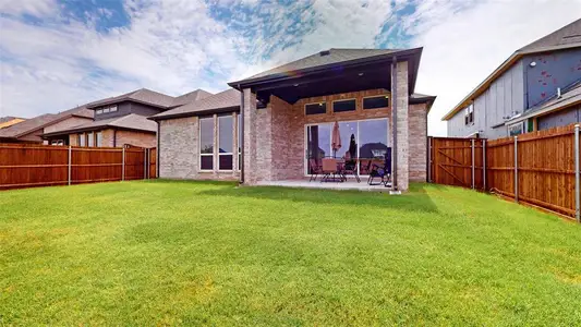 New construction Single-Family house 1716 Canals Dr, Little Elm, TX 75068 - image