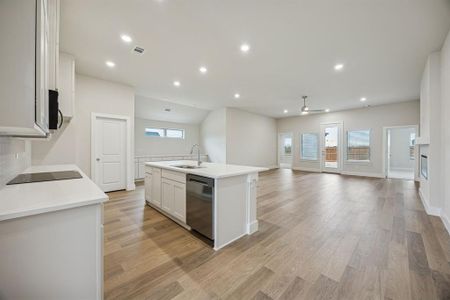 New construction Single-Family house 105 William Ln, Godley, TX 76044 - image 13