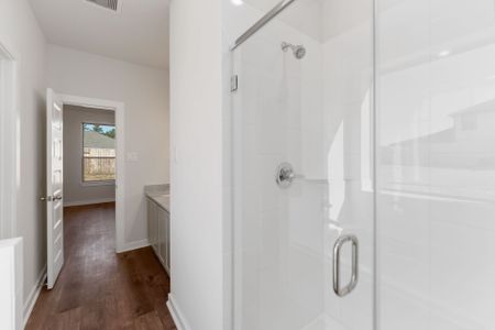 New construction Single-Family house 10611 Flight Deck Ct, Conroe, TX 77303 plan Birch - image 10