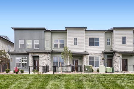 New construction Townhouse house 16435 Standing Elk Dr, Parker, CO 80134 plan 302 - image