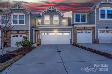 New construction Townhouse house 2418 Heathcliff Trl, Fort Mill, SC 29707 - image