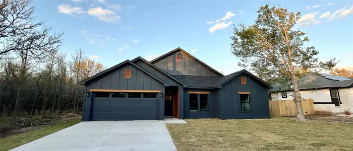 New construction Single-Family house 128 W Pauwela Ln, Bastrop, TX 78602 - image