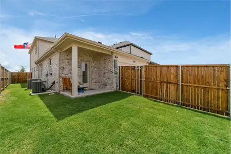 New construction Single-Family house 12770 Charismatic Pkwy, Frisco, TX 75035 plan Symmetry D373 - image 4