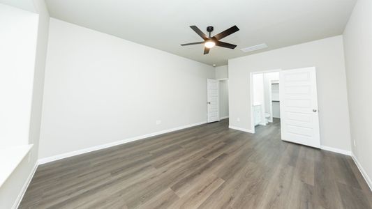 New construction Single-Family house 14031 Mount Hunter Dr, Willis, TX 77318 plan The Redbud - image 18