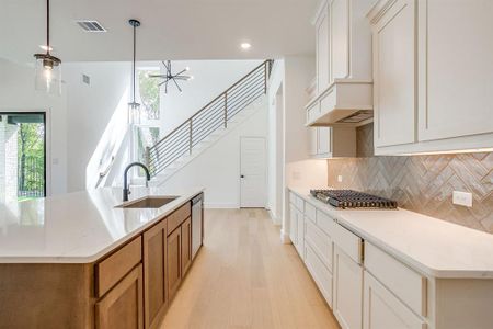 New construction Single-Family house 8428 Hidden Creek Ct, North Richland Hills, TX 76182 - image 18