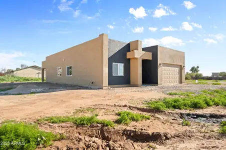 New construction Single-Family house 21820 W White Pine Dr, Wittmann, AZ 85361 - image
