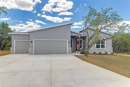 New construction Single-Family house 3808 Capitol Ave, Lago Vista, TX 78645 plan Palomino - image