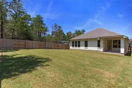 New construction Single-Family house 150 William Hersee Dr, Bastrop, TX 78602 plan Frisco - image 16