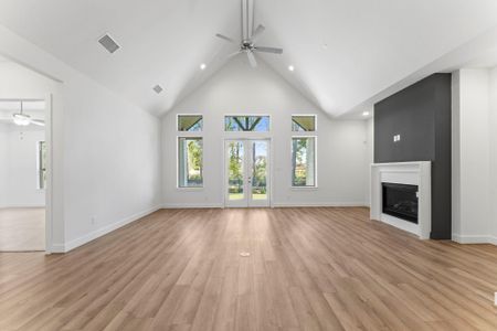 New construction Single-Family house 330 Eastern Towhee Ct, Magnolia, TX 77354 plan Stonewall - image 8