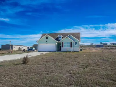 New construction Single-Family house 1351 County Rd 419, Taylor, TX 76574 - image