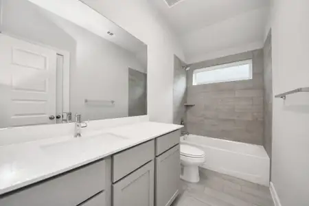 New construction Single-Family house 24526 Bradbury Woods Dr, Spring, TX 77373 plan 210 - image 6
