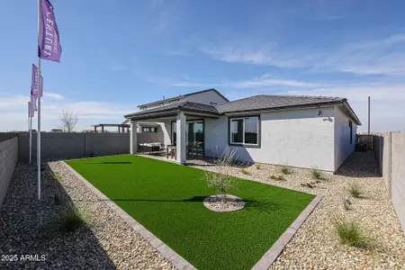 New construction Single-Family house 18050 W Creedance Blvd, Surprise, AZ 85387 plan Geneva - image