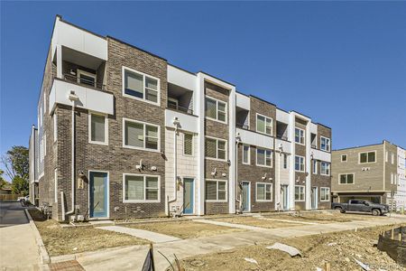 New construction Townhouse house 348 N Geneva St, Unit 1.23, Aurora, CO 80010 null- photo 0