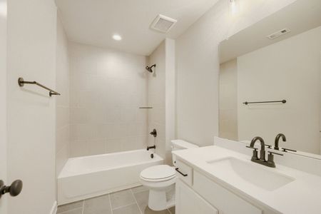 New construction Single-Family house 9912 Oak Glade Dr, Denton, TX 76207 plan 1566 - image 15